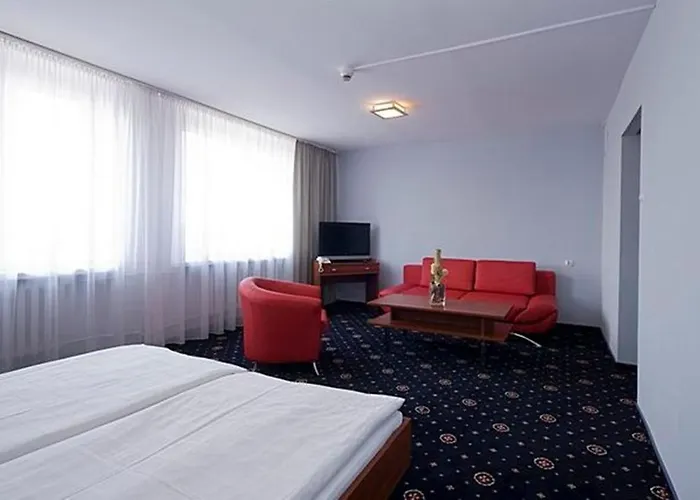 Otel Hotel Naramowice 2*